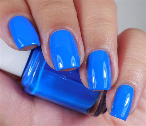 bright nail polish for summer